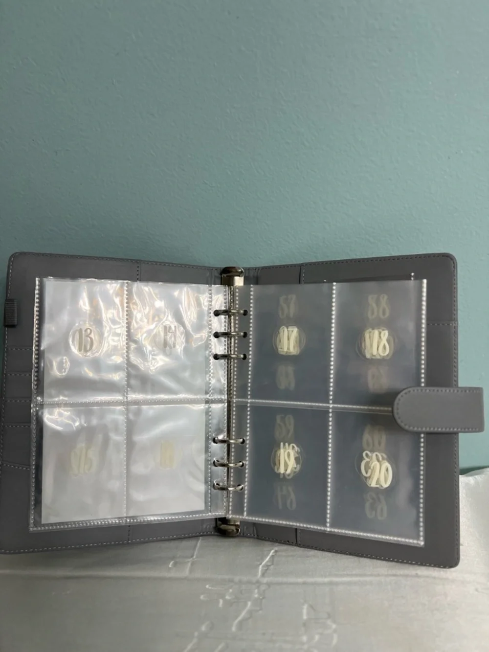 100 Envelope Savings Challenge Wallet - Mint & Gray